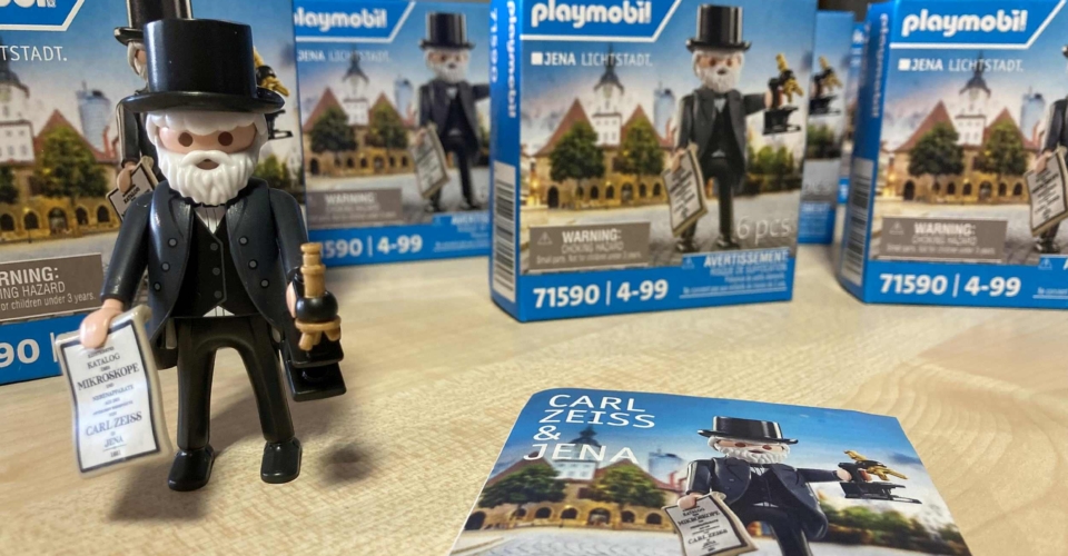 Zeiss_PLAYMOBIL-Sonderfigur-JenaKultur Zeiss_PLAYMOBIL-Sonderfigur-JenaKultur