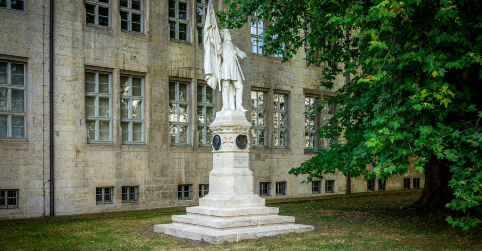 Burschenschaftsdenkmal_JenaKultur_Ch.Haecker_web Burschenschaftsdenkmal_JenaKultur_Ch.Haecker_web